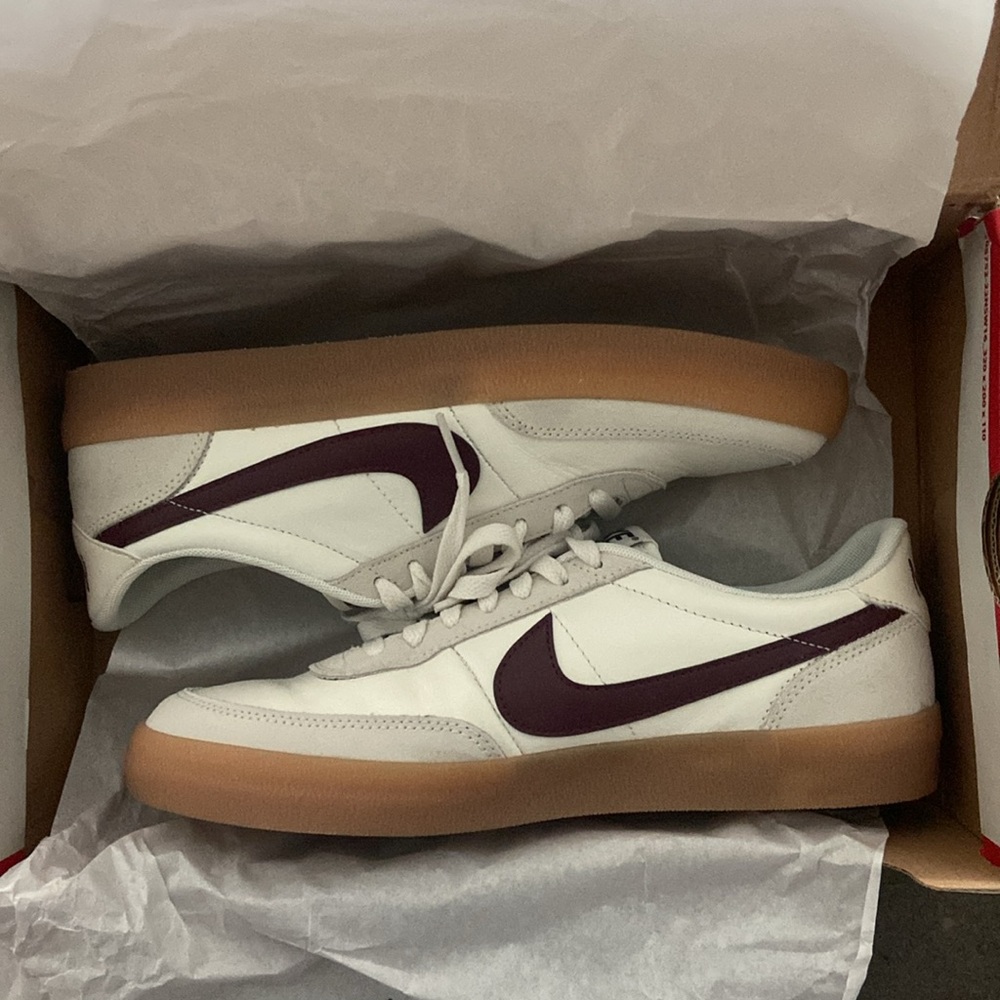 Nike Killshot 2 White and Burgundy Classic Sneakers - Picture 2 of 3